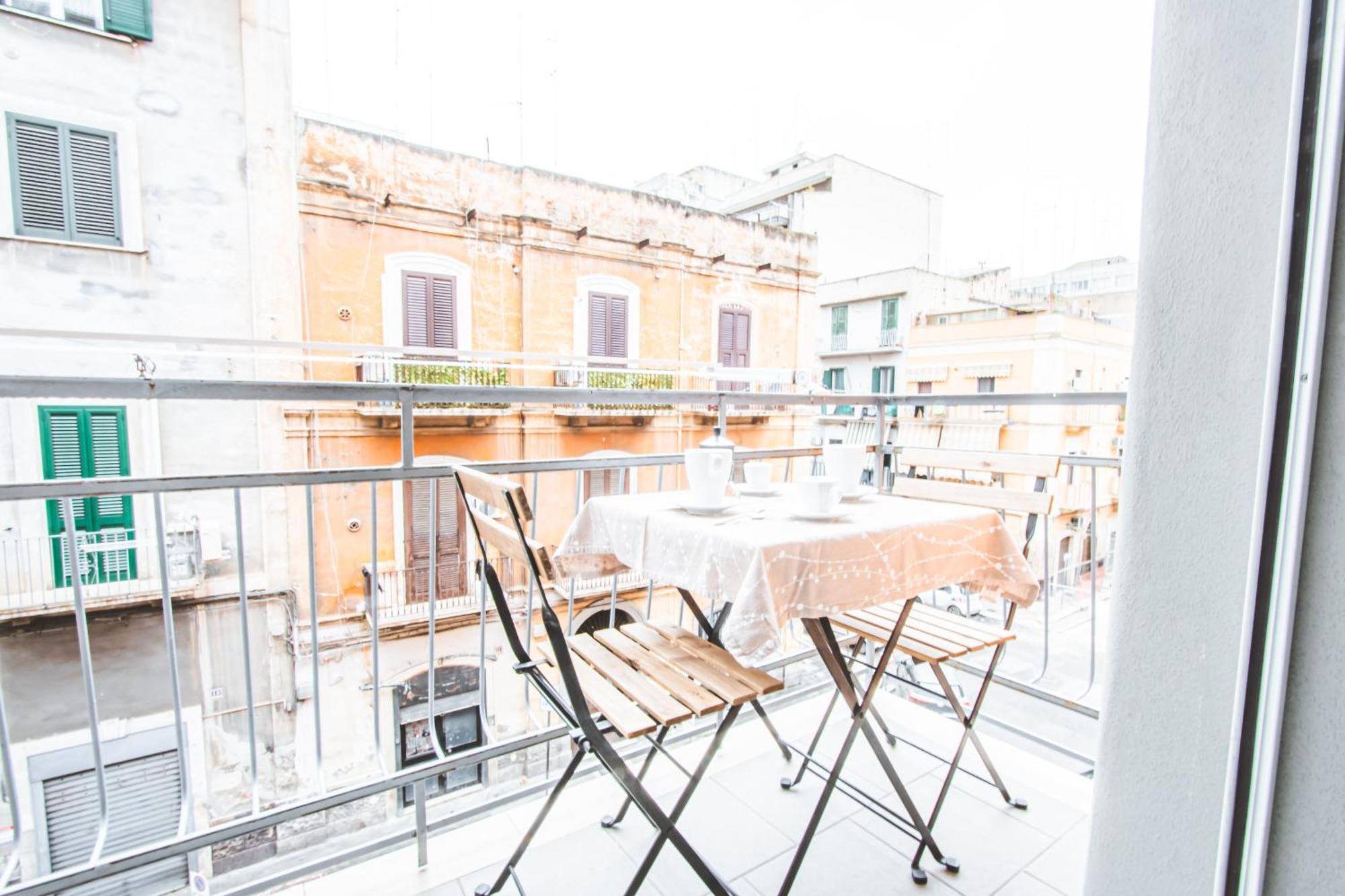 Favolhouse Apartment Bari Exterior photo